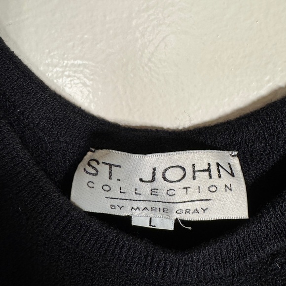 Vintage St. John’s Knit Cropped Tank Top - Picture 3 of 3